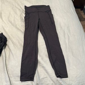 Lululemon leggings with pockets